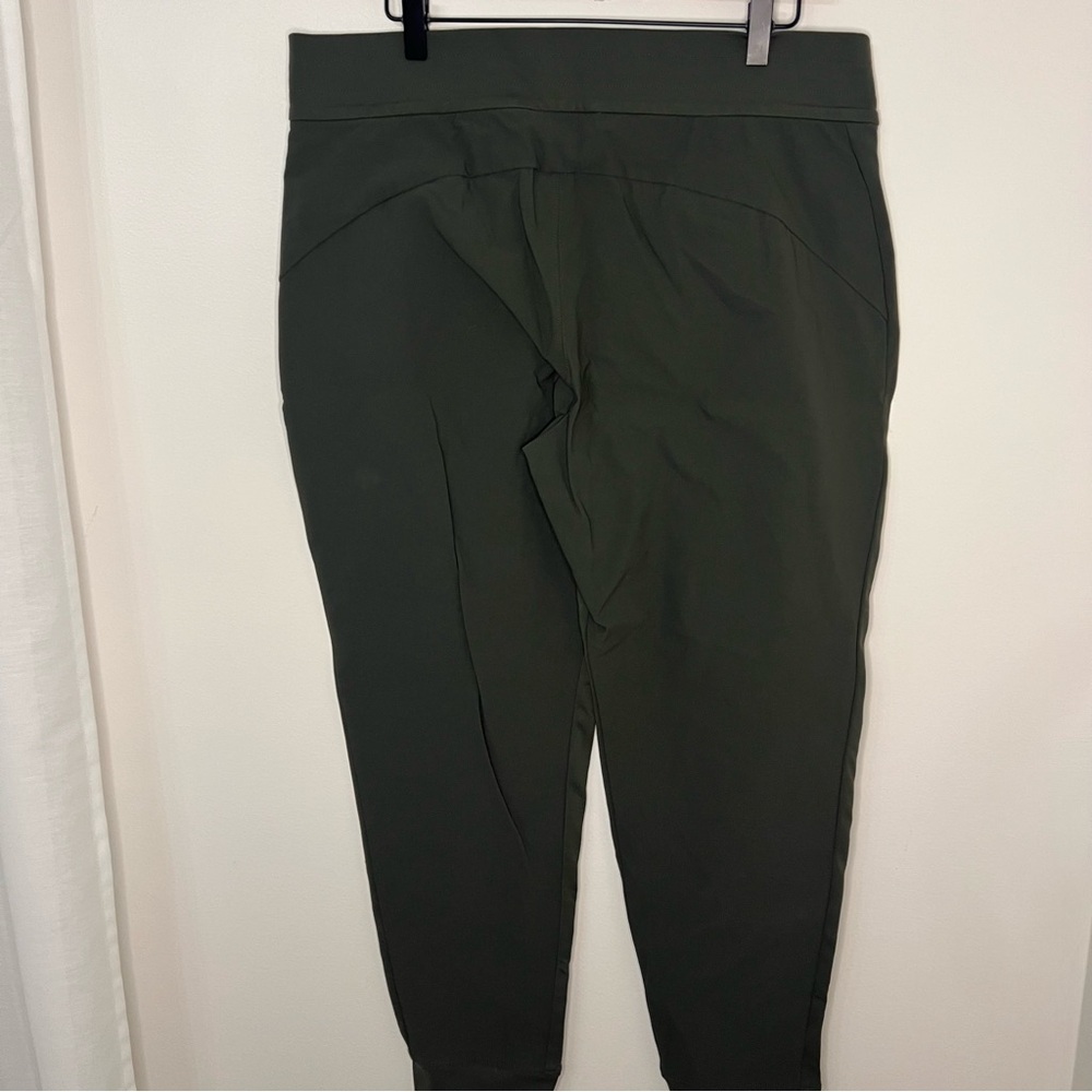 Athleta Headlands Hybrid Trek Jogger Green Women's Size 16 Casual Hiking - Picture 4 of 6